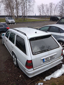 Mercedes-Benz 250D (2 foto / 6)