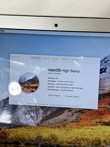 MacBook Air 13" 2012 - Core i5 / 4GB / 128GB (3 foto / 3)