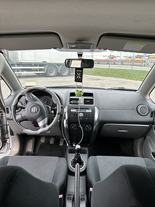 Suzuki SX4 (7 фото из 13)