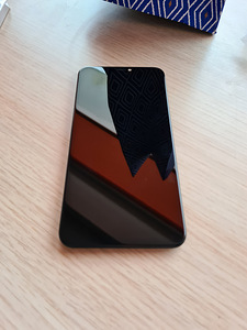 Экран iPhone 11 pro max (2 фото из 3)
