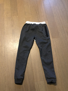 Штаны nike tech fleece (1 фото из 2)