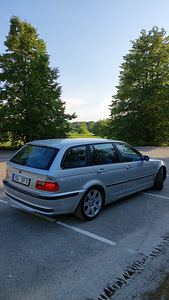 BMW 320d 2.0 110kw facelift (2 foto / 6)