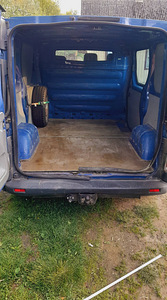 Opel Vivaro (2 фото из 6)