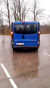 Opel Vivaro (4 фото из 6)