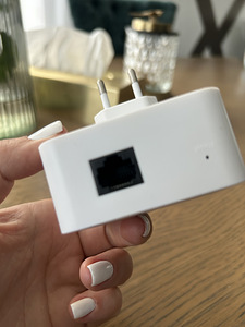 Wi-Fi повторитель 2.4G Беспроводная связь (3 фото из 4)