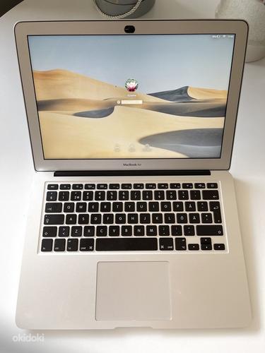 Apple MacBook Air (13 дюймов, 2017 г.) - Core i5-5350U / 8 ГБ / 128 ГБ S (фото #1)