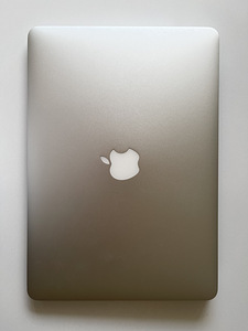 Apple MacBook Air (13" 2017) - Core i5-5350U / 8GB / 128GB S (2 foto / 3)