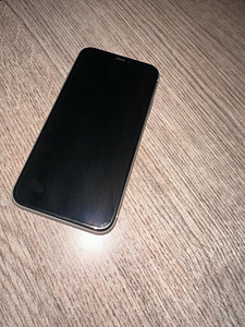 iPhone XR 64gb (valge) (2 foto / 4)