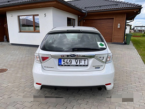 Subaru impreza 2009 2.0 diesel 110kw hatchback (3 foto / 7)
