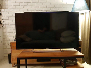 Televiisor Sony Bravia KDL55W808C (8 foto / 9)