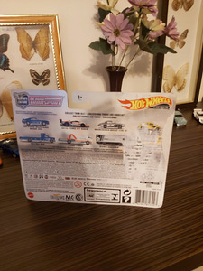 Hot wheels premium team transport car culture (3 foto / 5)