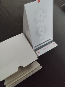 Juhtmevaba laadija Xiaomi Mi 80 (6 foto / 6)