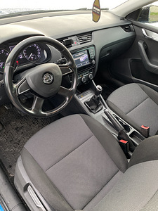 Škoda Octavia A7 CNG (12 foto / 13)