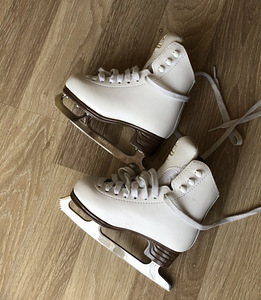 Jackson 11с (25,5с) (2 фото из 3)