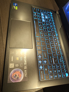 MSI Cyborg 15A13VE-693NL (4 foto / 4)