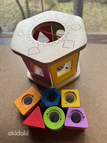 Кубик для занятий и головоломка для самых маленьких (фото #2)