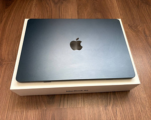 Apple MacBook Air M2, 8 GB, 256 GB, 13.6, ENG, Midnight (1 foto / 5)
