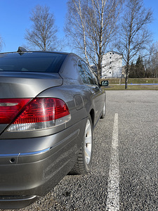 BMW 730 (6 foto / 10)