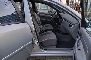 Müüa Chevrolet Lacetti 1,6, 2008 (6 foto / 8)