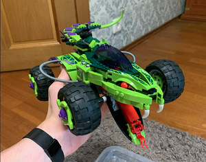 LEGO NINJAGO 9445, Fangpyre Truck Ambush (2 foto / 6)