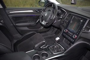 Renault Megan 1.6 2019 (8 foto / 15)