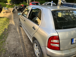 Skoda fabia (5 фото из 7)