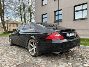 Mercedes-Benz CLS350 (4 foto / 13)