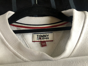 Tommy Hilfiger pusa XS (2 foto / 3)