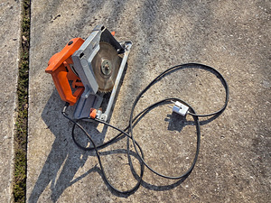 Elektriline käsisaag (1 foto / 1)