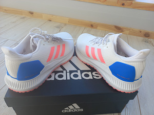 Кроссовки ADIDAS (4 фото из 7)