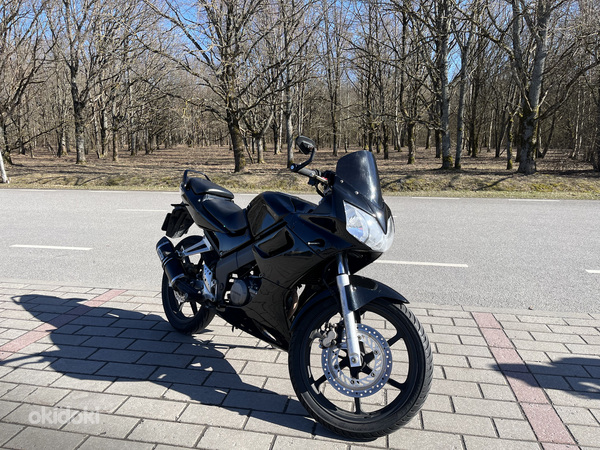 Honda cbr125r 2007