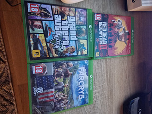 Xbox one s 1 tb (1 foto / 2)