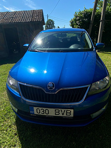 Skoda rapid 1.2 66kw (1 foto / 7)