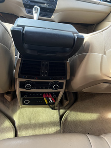 BMW x5 4.8i shadowline (4 фото из 10)