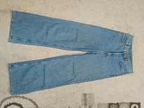 Широкие джинсы 36