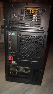 MSi mänguriarvuti (6 foto / 6)