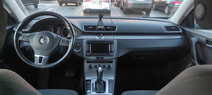 Volkswagen Passat 2014 (9 foto / 15)