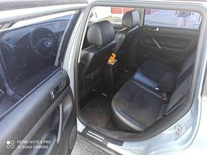 Volkswagen Passat (6 foto / 6)