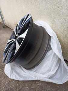 Lexus R 18 5x114.3 veljed (4 foto / 6)