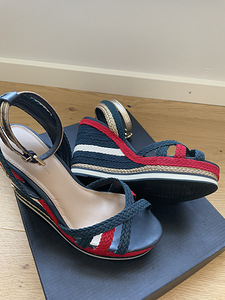 Sandaalid tommy hilfiger (2 foto / 3)