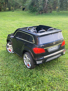 Mercedes-Benz GL63 Laste Elektriauto (2 foto / 3)