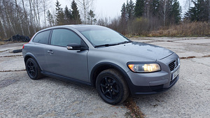 Volvo C30 1.6td (2 foto / 8)