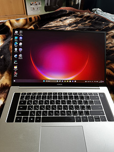 Ноутбук Honor MagicBook pro (1 фото из 4)
