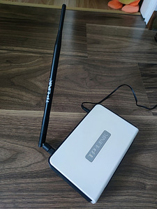 Роутер TP-Link TL-WR743ND c антенной 8 дБи TL-ANT2408CL (2 фото из 4)