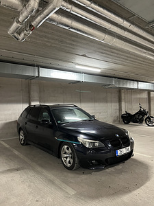 BMW 530d M-sportpakett Shadowline 3.0 R6 EUR04 (1 foto / 8)