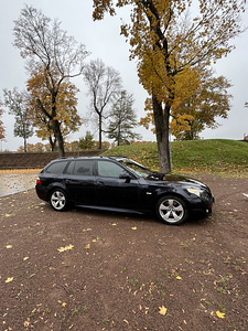 BMW 530d M-sportpakett Shadowline 3.0 R6 EUR04 (4 foto / 8)