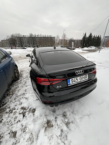 Audi A5 (2 фото из 9)