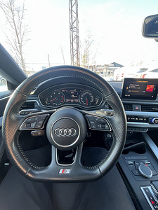 Audi A5 (8 фото из 9)