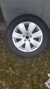 Диск с резиной от Audi(UUS) (2 фото из 6)