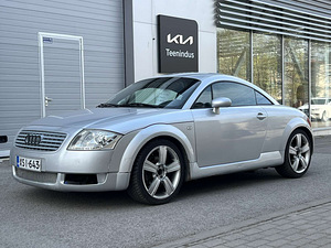 AUDI TT COUPE QUATTRO (1 foto / 11)